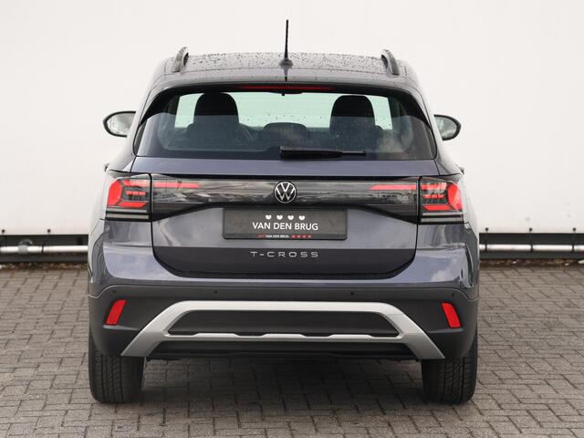 Volkswagen T-Cross 1.0 TSI 95 PK | Airco | Parkeersensoren | Digitaal Dashboard | App Connect | LED | Vierseizoenenbanden | DAB+ | Fabrieksgarantie