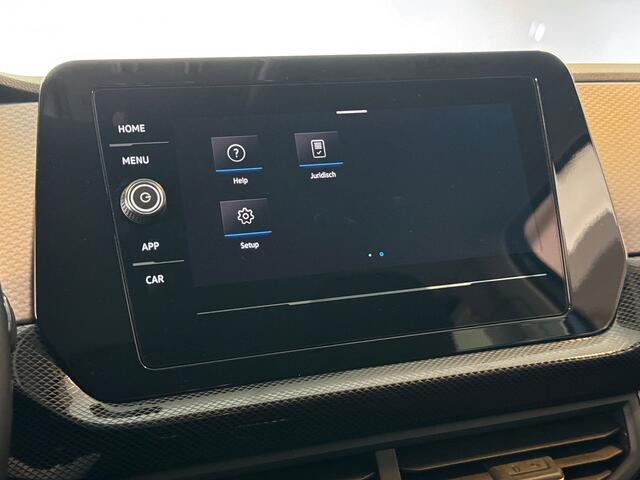 Volkswagen T-Cross 1.0 95pk TSI Life Edition Parkeersensoren voor & achter / Apple carplay & Android auto / Achteruitrijcamera