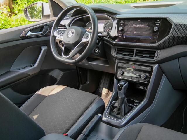 Volkswagen T-Cross 1.0 TSI 116PK Automaat Style | CAMERA | TREKHAAK |