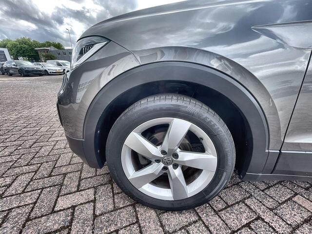Volkswagen T-Cross 1.0TSI/115PK Style · Navigatie · App connect · Parkeersensoren