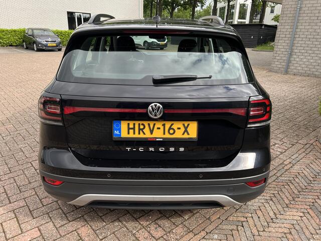 Volkswagen T-Cross 1.0 TSI Life *Carplay*Navi*Camera