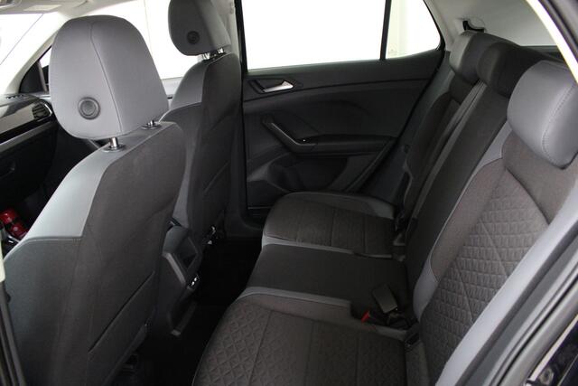 Volkswagen T-Cross 1.0 TSI 110PK Style DSG Navigatie | Stoelverwarming | Parkeercamera | Climate Control