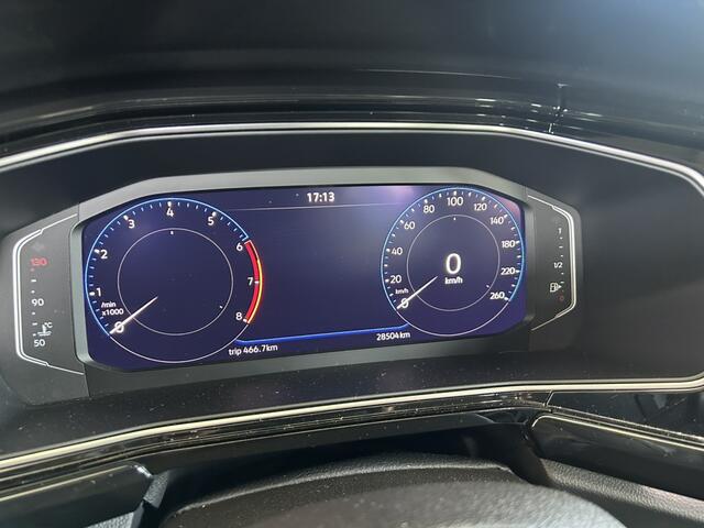 Volkswagen T-Cross 1.0 TSI AUTOMAAT STYLE / 1 x R-LINE / LED / CRUISE / NAVI / RIJKLAAR