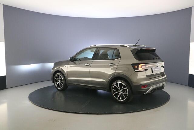 Volkswagen T-Cross Style 1.0 TSI 115pk Trekhaak, Adaptive cruise control, Achteruitrijcamera, Navigatie, Parkeersensoren, LED koplampen, Parkeer assistent