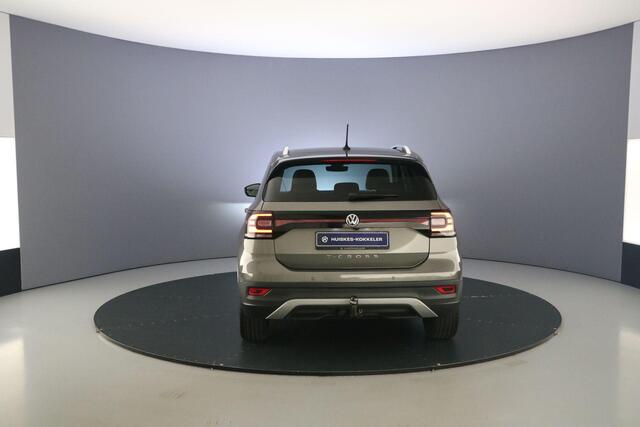 Volkswagen T-Cross Style 1.0 TSI 115pk Trekhaak, Adaptive cruise control, Achteruitrijcamera, Navigatie, Parkeersensoren, LED koplampen, Parkeer assistent