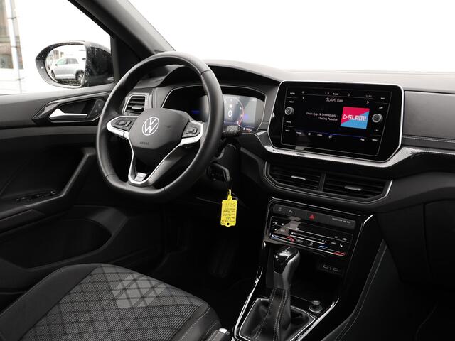 Volkswagen T-Cross 1.0 TSI R-Line 115 pk DSG | LED Matrix | Stoelverwarming | Spiegelpakket | Cruise control | Climate control | Digitale cockpit