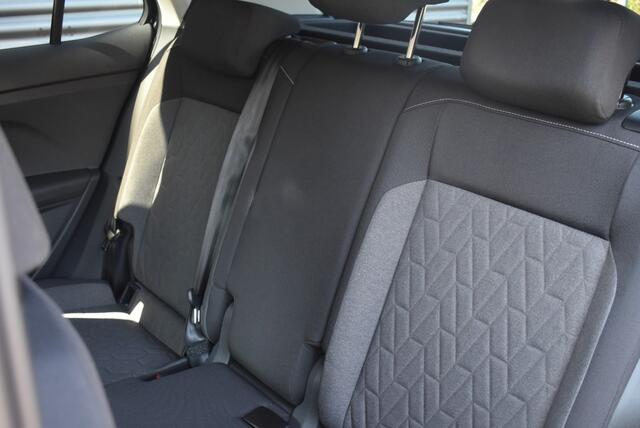 Volkswagen T-Cross 1.0 TSI / ACHTERUITRIJCAMERA / CRUISE CONTROL / LANE ASSIST