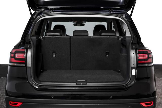 Volkswagen T-Cross 1.0 TSI Life 110 PK - Automaat | Adapt. Cruise | Stoelverw. | PDC | App. Connect | ECC | DAB | LM 17" | Trekhaak |