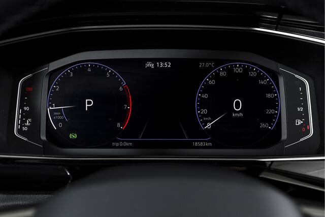 Volkswagen T-Cross 1.0 TSI Style 110 PK - Automaat | Dig. Cockpit | Adapt. Cruise | Stoelverw. | PDC | App. Connect | ECC | LM 18" | Trekhaak |