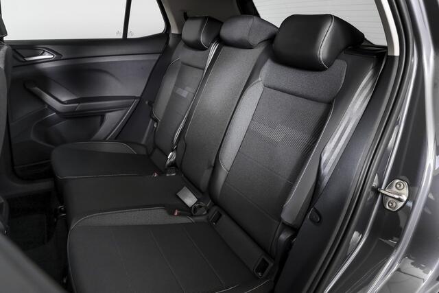 Volkswagen T-Cross 1.0 TSI Style 110 PK - Automaat | Dig. Cockpit | Adapt. Cruise | Stoelverw. | PDC | App. Connect | ECC | LM 18" | Trekhaak |