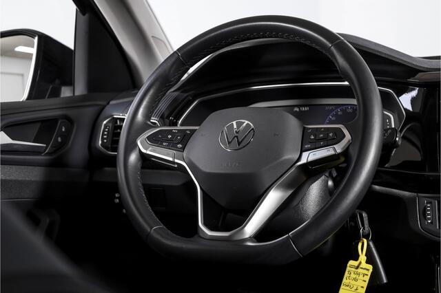 Volkswagen T-Cross 1.0 TSI Style 110 PK - Automaat | Dig. Cockpit | Adapt. Cruise | Stoelverw. | PDC | App. Connect | ECC | LM 18" | Trekhaak |