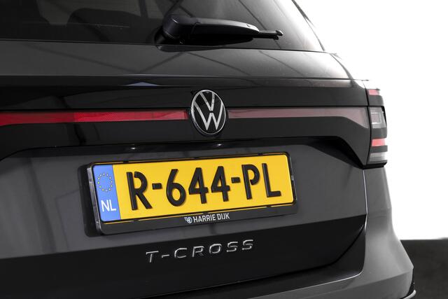 Volkswagen T-Cross 1.0 TSI Style 110 PK - Automaat | Dig. Cockpit | Adapt. Cruise | Stoelverw. | PDC | App. Connect | ECC | LM 18" | Trekhaak |