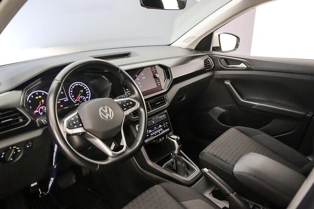 Volkswagen T-Cross Life 1.0 TSI 110pk DSG Automaat Adaptive cruise control, Stoelverwarming, Achteruitrijcamera, Airco, DAB, Radio, Parkeersensoren, App connect
