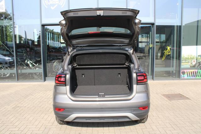 Volkswagen T-Cross 1.0 TSI DSG Aut. LIFE PDC Voor en achter Apple Carplay