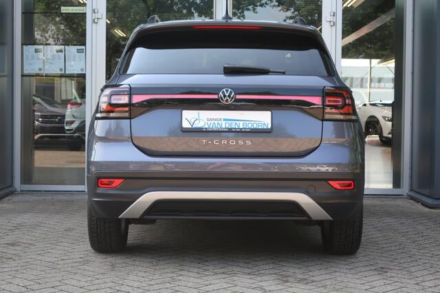 Volkswagen T-Cross 1.0 TSI 110PK, Apple Carplay/ Android Auto, LED Verlichting, Clima, etc.