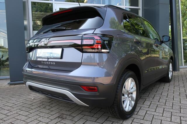 Volkswagen T-Cross 1.0 TSI 110PK, Apple Carplay/ Android Auto, LED Verlichting, Clima, etc.