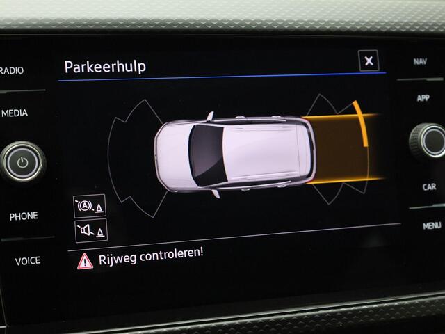 Volkswagen T-Cross 1.0TSI/95PK Life · Navigatie · App connect · Parkeersensoren