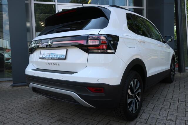 Volkswagen T-Cross 1.0 TSI 110PK ACTIVE, Navi, Clima, Apple Carplay/ Android Auto, etc.