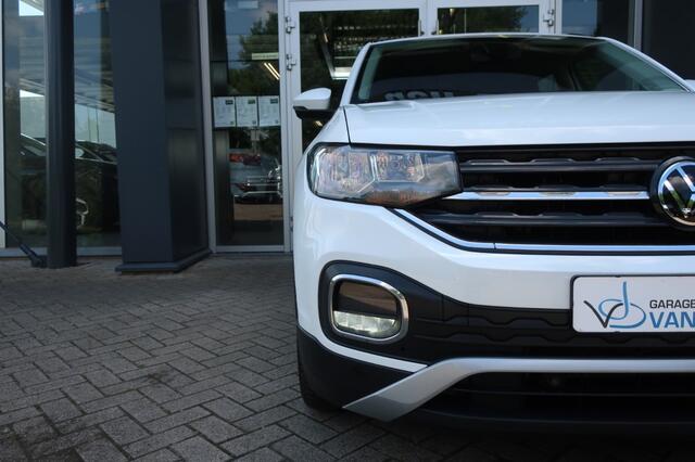 Volkswagen T-Cross 1.0 TSI 110PK ACTIVE, Navi, Clima, Apple Carplay/ Android Auto, etc.