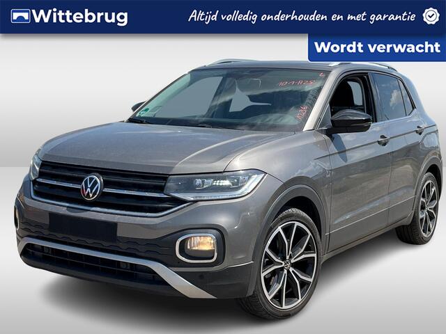Volkswagen T-Cross 1.0 TSI Style / Achteruitrij camera / 18'' licht metaal / Verwarmbare voorstoelen / Navigatie