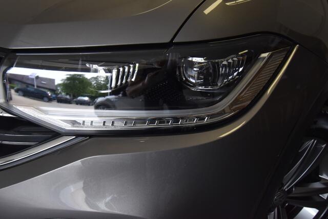 Volkswagen T-Cross 1.0 TSI Style , TREKHAAK , A UITRIJ CAM , LED KOPLAMPEN , PDC V+A , NAVI ,