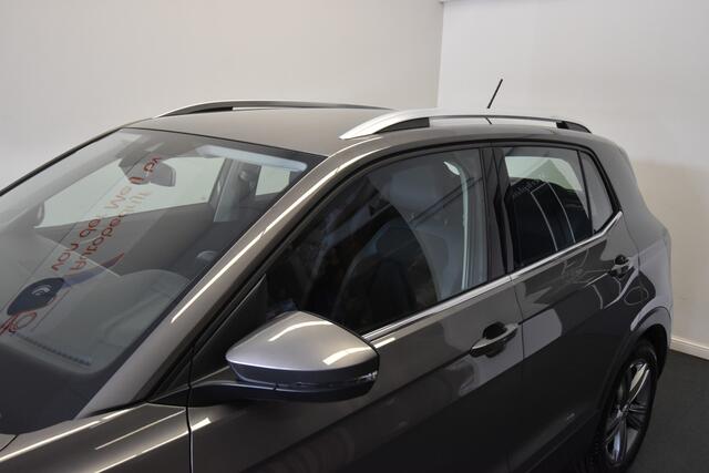 Volkswagen T-Cross 1.0 TSI Style , TREKHAAK , A UITRIJ CAM , LED KOPLAMPEN , PDC V+A , NAVI ,
