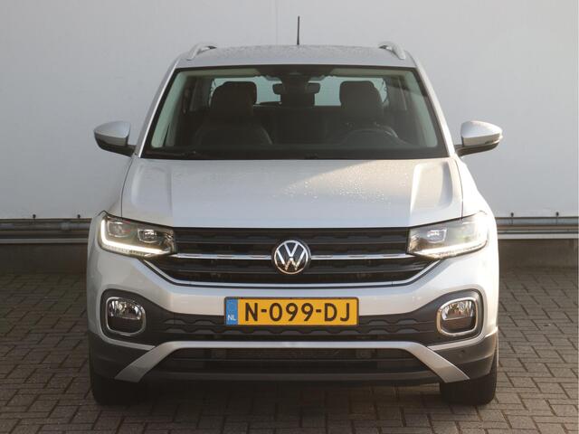 Volkswagen T-Cross 1.0 TSI Style 110pk | Navigatie | Parkeersensoren | Trekhaak | LED | ACC | DAB |