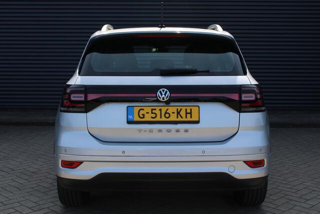 Volkswagen T-Cross 1.0 TSI Style R-Line Full-Led Adaptive-Cruise 18-Inch LMV