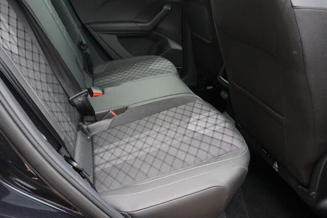 Volkswagen T-Cross 1.0 TSI R-Line Edition Afneembare trekhaak!
