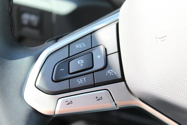 Volkswagen T-Cross 1.0 TSI Life Edition | ACC | Carplay |