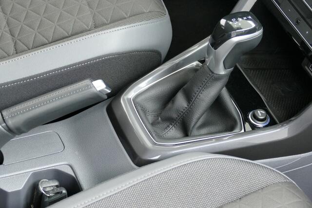 Volkswagen T-Cross 1.5 150pk TSI Style. Virt Cockpit, Navi, Camera, Clima, Adap Cruise, Haak 1200kg