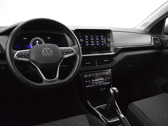 Volkswagen T-Cross 1.0 Tsi 95pk Life Edition · Apple/Android Car Play · P-Sensoren · ACC · DAB · Climatronic · 16'' Inch · Garantie t/m April 2026