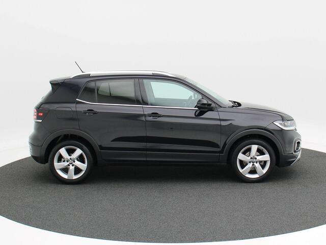 Volkswagen T-Cross 1.0 TSi 110 Pk Style | Adaptive Cruise | Camera | Full LED | Parkeersensoren | Carplay | Digitaal Dashboard | Privacy Glass | Climate Control | 17 Inch | 44.836 Km!!
