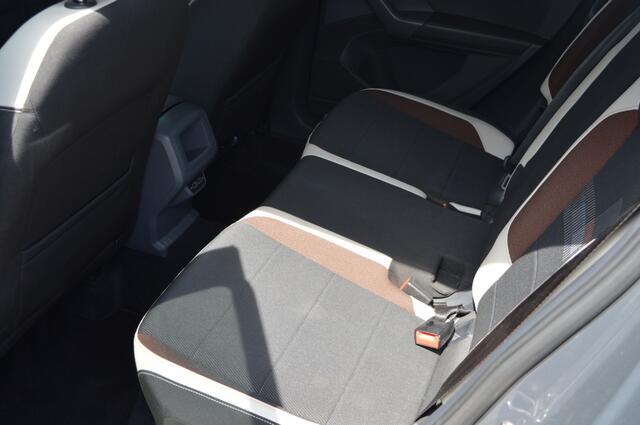 Volkswagen T-Cross 1.0 TSI Style | AUT - CAMERA - STOEL.VERW