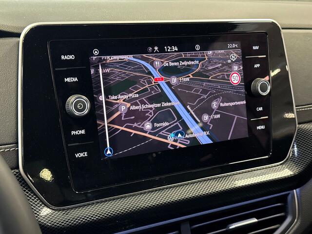 Volkswagen T-Cross 1.5 TSI 150pk R-Line Matrix LED / Carplay / R-Line