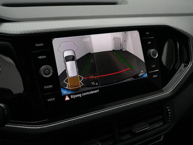 Volkswagen T-Cross 1.0 TSI 110 pk DSG R-Line | Navigatie | Achteruitrijcamera | Stoelverwarming | Adaptive Cruise