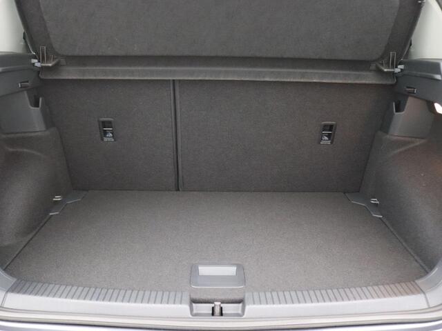 Volkswagen T-Cross 1.0 TSI Life Edition 116pk DSG Matrix LED, Stoelverwarming, Achteruitrijcamera, Getint glas, Keyless, 17" Lichtmetaal