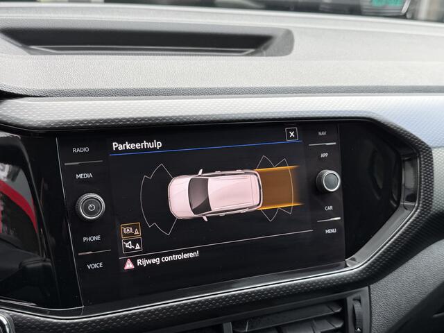 Volkswagen T-Cross 1.0 TSI AUTOMAAT *!* CARPLAY/ RADAR/ 17 DKM/ PRIVACY GLAS *!*