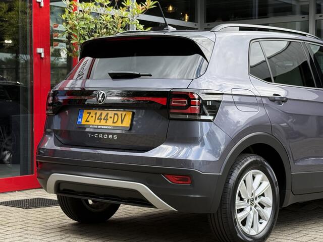 Volkswagen T-Cross 1.0 TSI AUTOMAAT *!* CARPLAY/ RADAR/ 17 DKM/ PRIVACY GLAS *!*