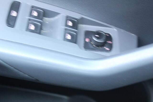 Volkswagen T-Cross 1.0 TSI Airco l Adaptive cruise control l LED lichten l Parkeer camera l AppleCarPlay/AndroidAuto