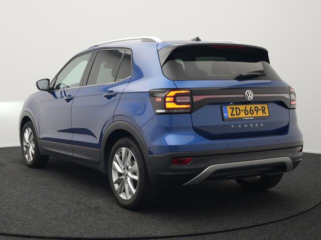 Volkswagen T-Cross 1.0 TSI Style DSG | Trekhaak Afneembaar | Adaptive Cruise | Carplay | Camera | Sfeerverlichting | Parkassist | Dodehoek Detectie | Navi Full Map | DAB |
