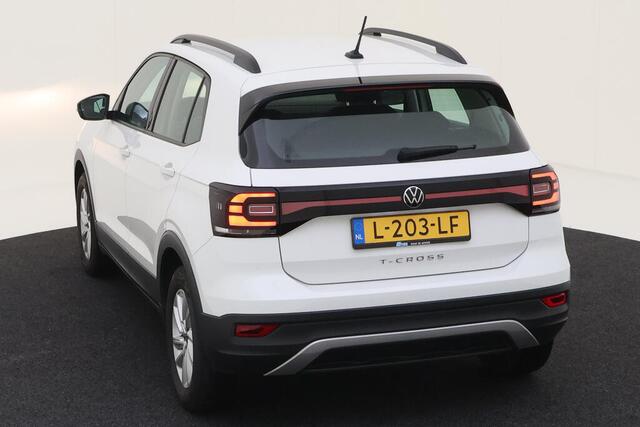 Volkswagen T-Cross 1.0 TSI Life Navigatie / Airco / Lichtmetaal 17 inch /