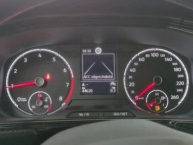 Volkswagen T-Cross 1.0 TSI Life | Navigatie | Trekhaak |