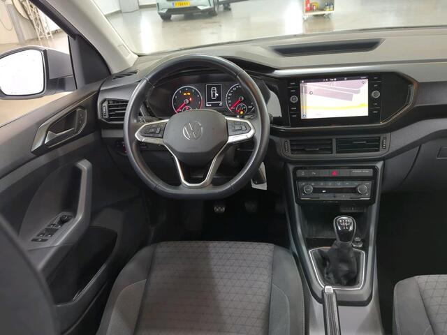Volkswagen T-Cross 1.0 TSI Life | Navigatie | Trekhaak |