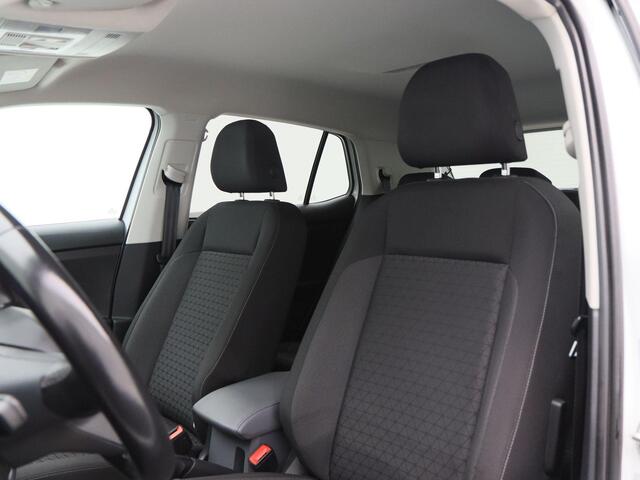 Volkswagen T-Cross 1.0 TSi 115 Pk Automaat Life | Full LED | Trekhaak | 17 Inch | Privacy Glass | Navigatie | Airco | Virtual Dashboard | 40.116 Km!!