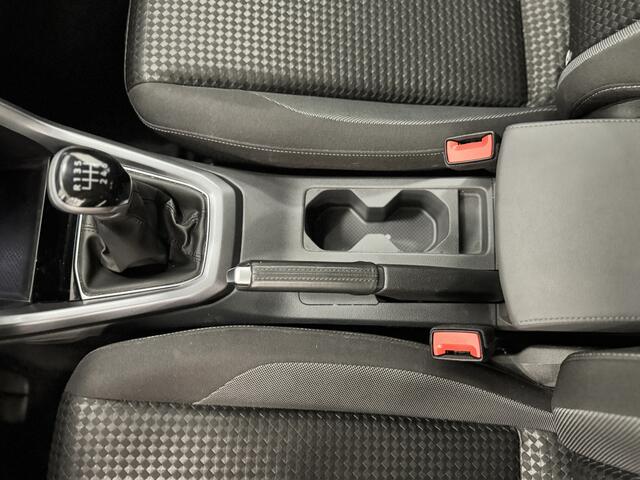 Volkswagen T-Cross 1.0 TSI ACTIVE | NAVI | ADAPTIVE CC | CAMERA |