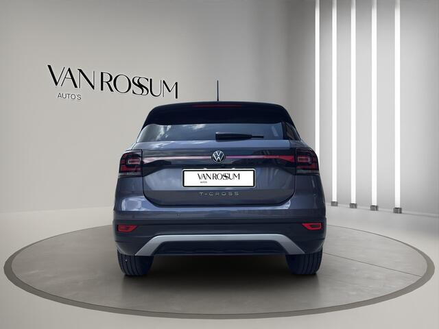 Volkswagen T-Cross 1.0 TSI 81kW Style | Stoelverwarming | Digitaal dashboard | Camera & Parkeersensors |