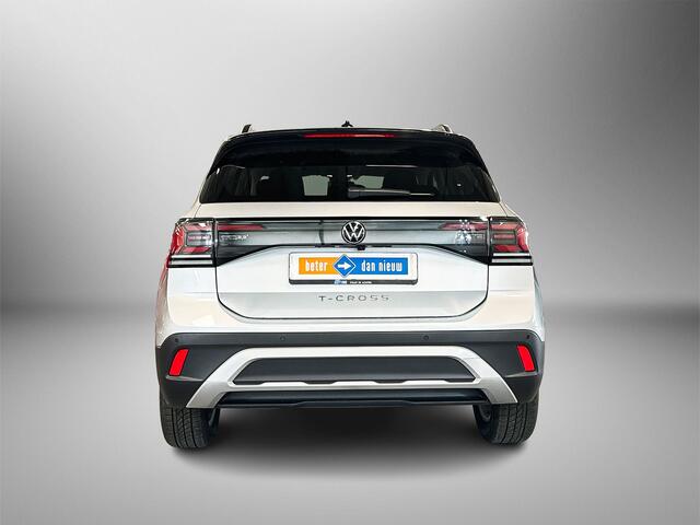 Volkswagen T-Cross 1.0 TSI 116pk Life Edition Adaptive Cruise Control / Stoelverwarming / Parkeer Sensoren