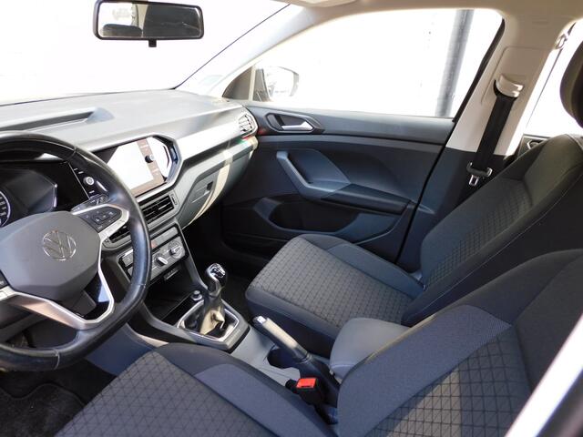 Volkswagen T-Cross 1.0 TSI Life NIEUWSTAAT! CARPLAY/ANDROID! NAVI! BLUETOOTH! CRUISE! AIRCO!