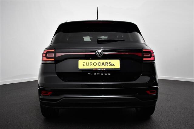 Volkswagen T-Cross 1.0 TSI 110pk DSG R-Line Navigatie Climate control Virtual Cockpit Camera Stoelverwarming